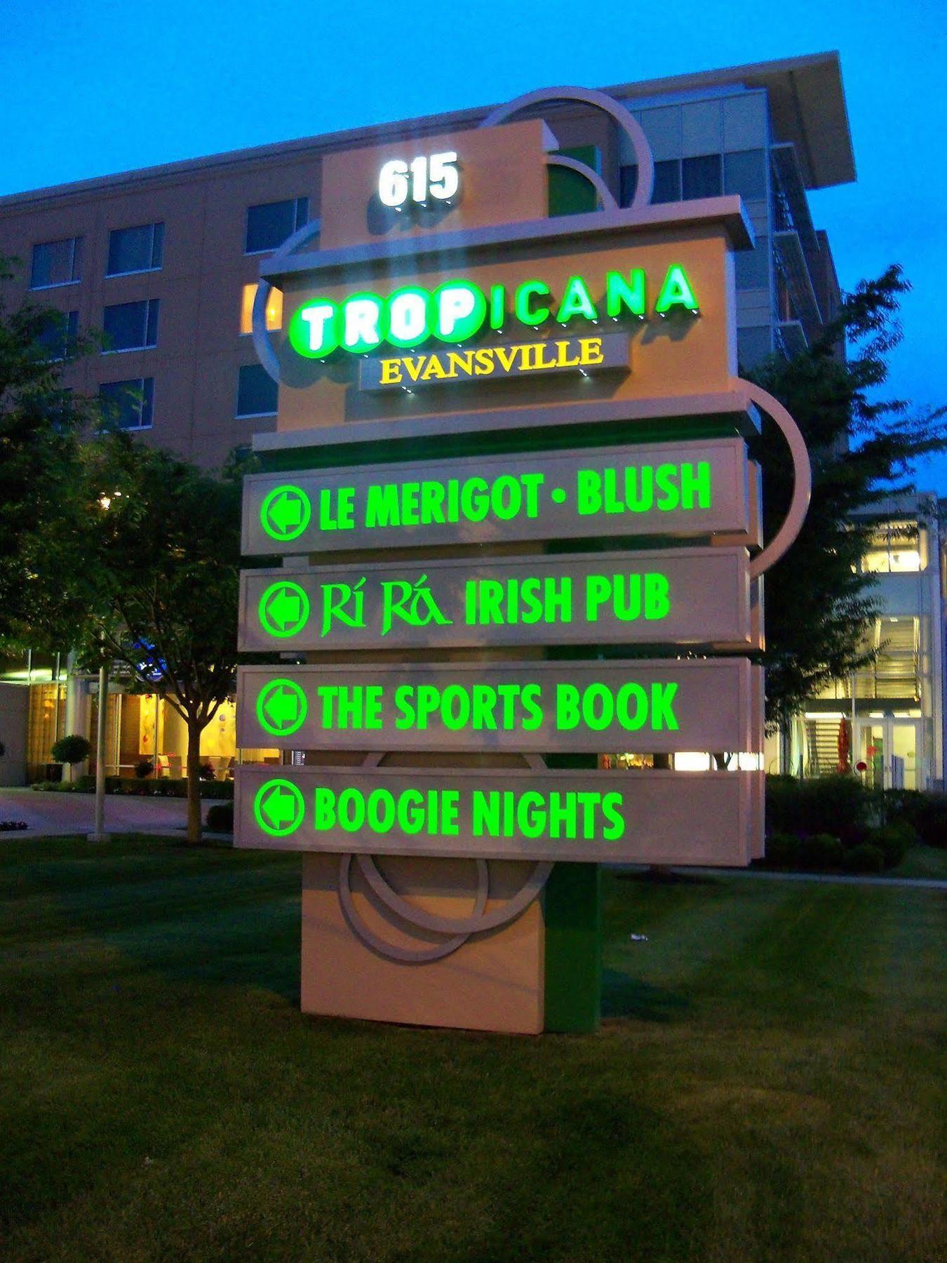 Le Merigot At Tropicana Hotel Evansville Exterior photo